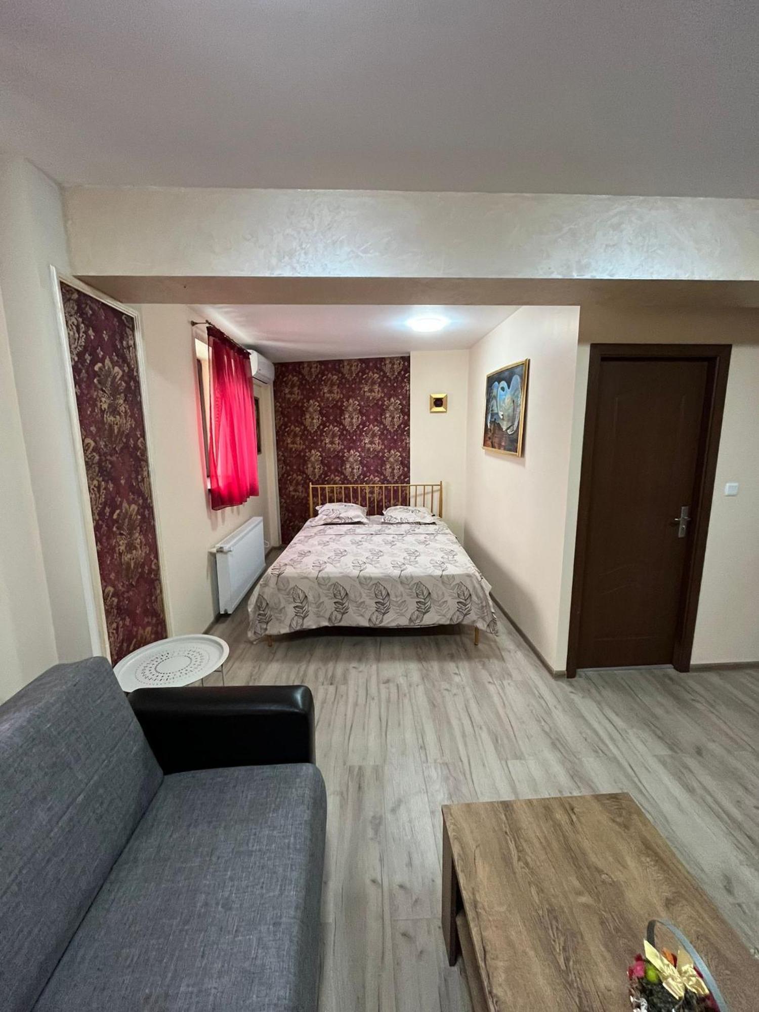 Solaria Apartment Galaţi Exteriör bild